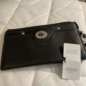 NWT, Coach Black Leather Wristlet
